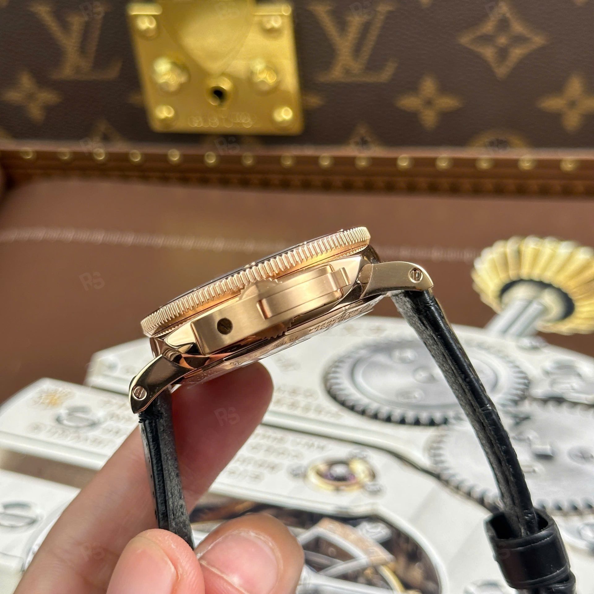 Panerai Submersible PAM974 Rose Gold Kaplama – VS Factory 42mm-super-clone-deri-kordon (5)