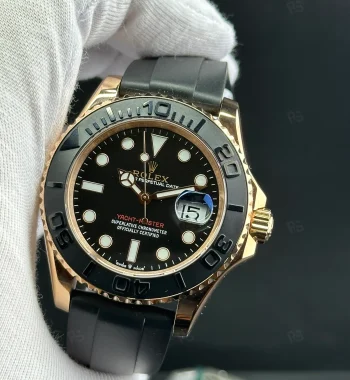 Rolex Yacht-Master Everose altın kasa, siyah kadran, Oysterflex kordon ve Cerachrom bezel