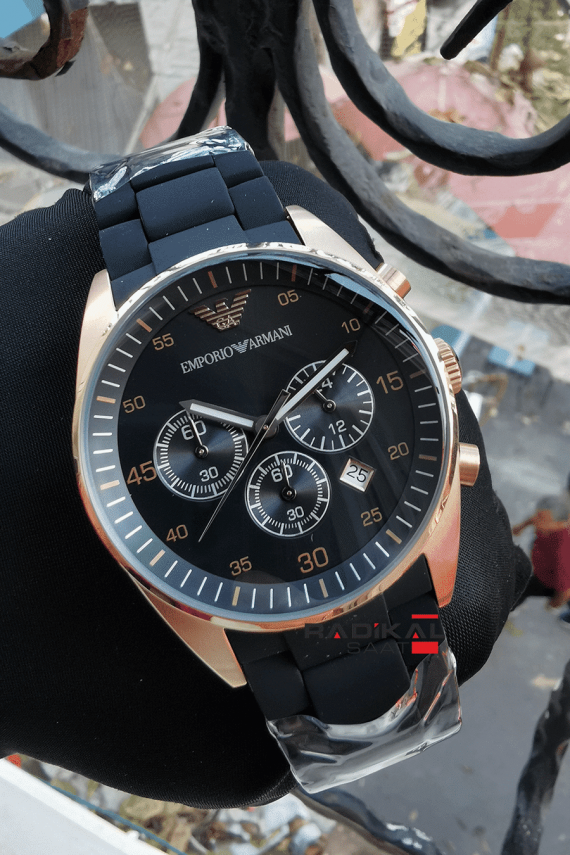 Emporio Armani AR 5905 Erkek Kol Saati