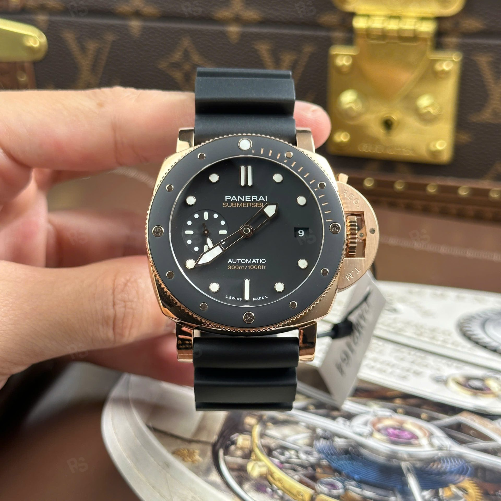 panerai submersible pam974 rose altın tonu siyah kadran vs factory calibre p9010 clone 42mm dalış saati (2)