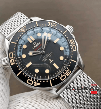 Omega Seamaster 007