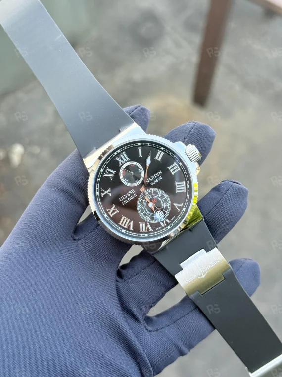 Ulysse Nardin Marine Chronometer, siyah kadranlı, çelik kasalı, otomatik mekanizmalı, siyah silikon kayışlı, klasik çizgili replika erkek saati