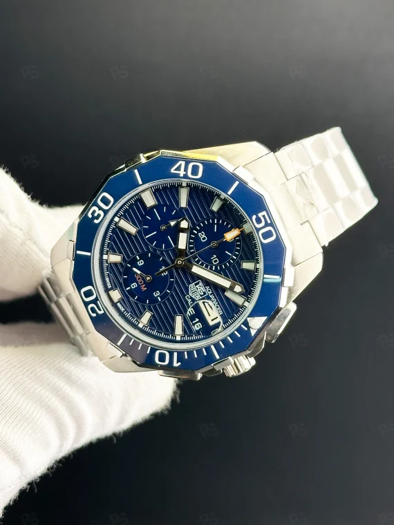 Tag Heuer Aquaracer Chronograph Blue Dial 43mm, adrenalini tasarımda yakalayanlar için