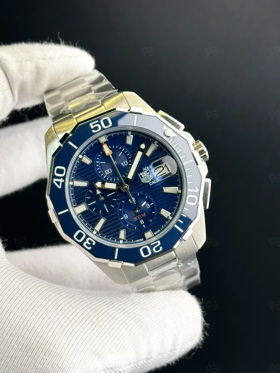 Tag Heuer Aquaracer Chronograph Blue Dial 43mm, adrenalini tasarımda yakalayanlar için