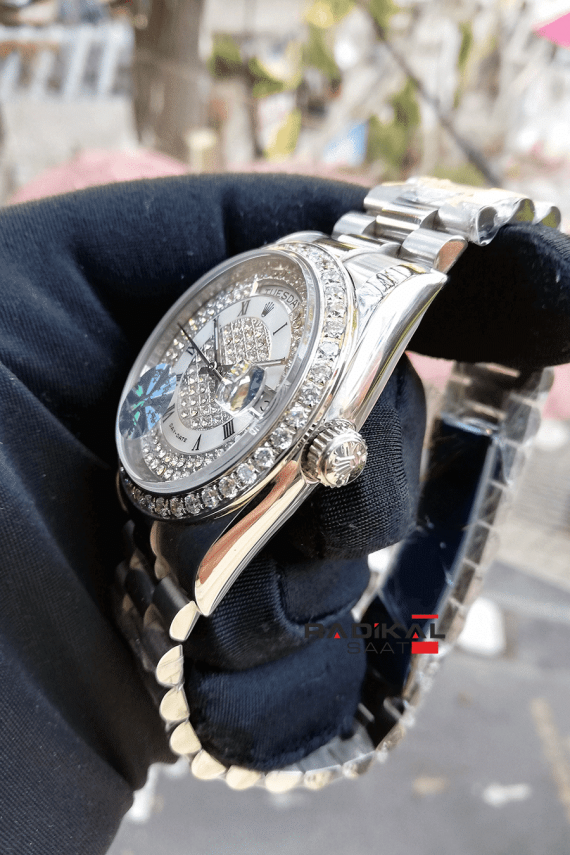 Rolex Day-Date Swarovski Replika Bayan Kol Saati