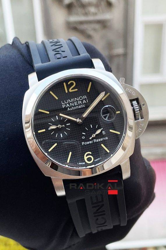 lumınor panerai reserve