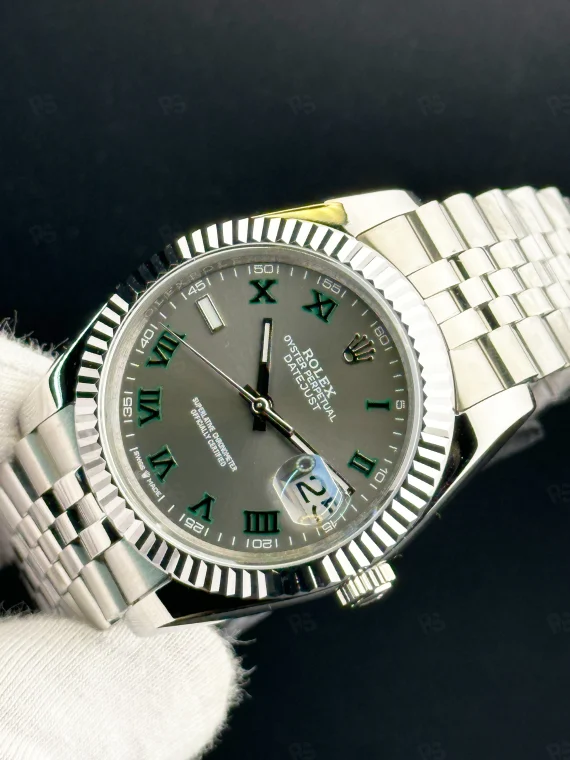 Rolex Datejust 41mm Wimbledon kadran, yeşil Roma indeksli, fluted bezel ve Jubilee bilezikli otomatik erkek saat
