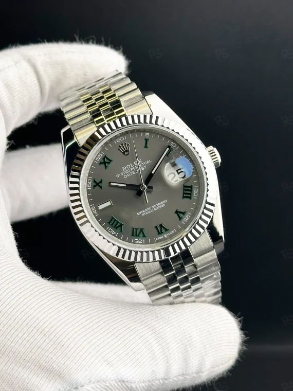 Rolex Datejust 41mm Wimbledon kadran, yeşil Roma indeksli, fluted bezel ve Jubilee bilezikli otomatik erkek saat