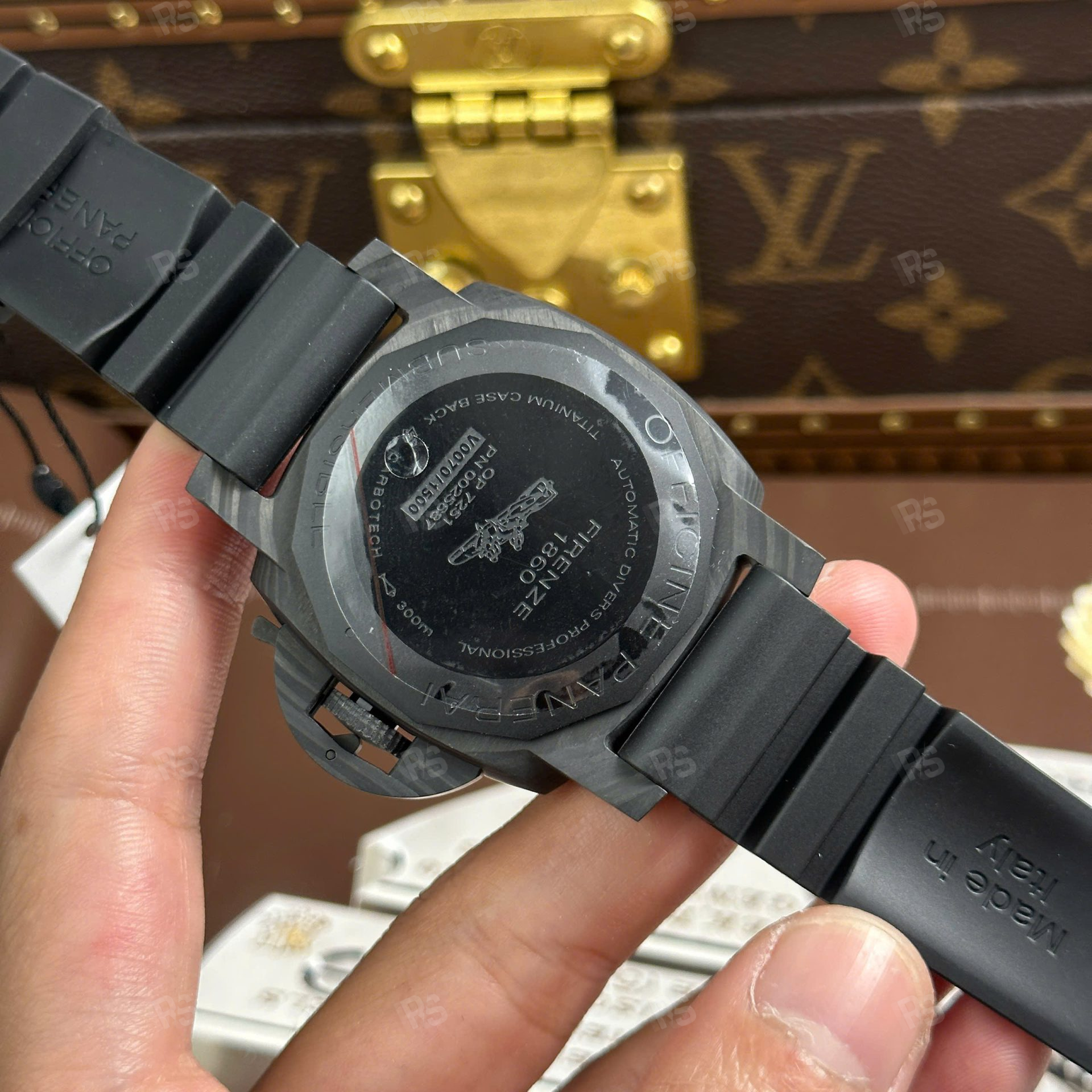 Panerai Submersible Carbotech PAM01616 siyah kadran VS Factory 47mm Super Clone-etasaat-eta-panerai-saat-radikalsaat (3)