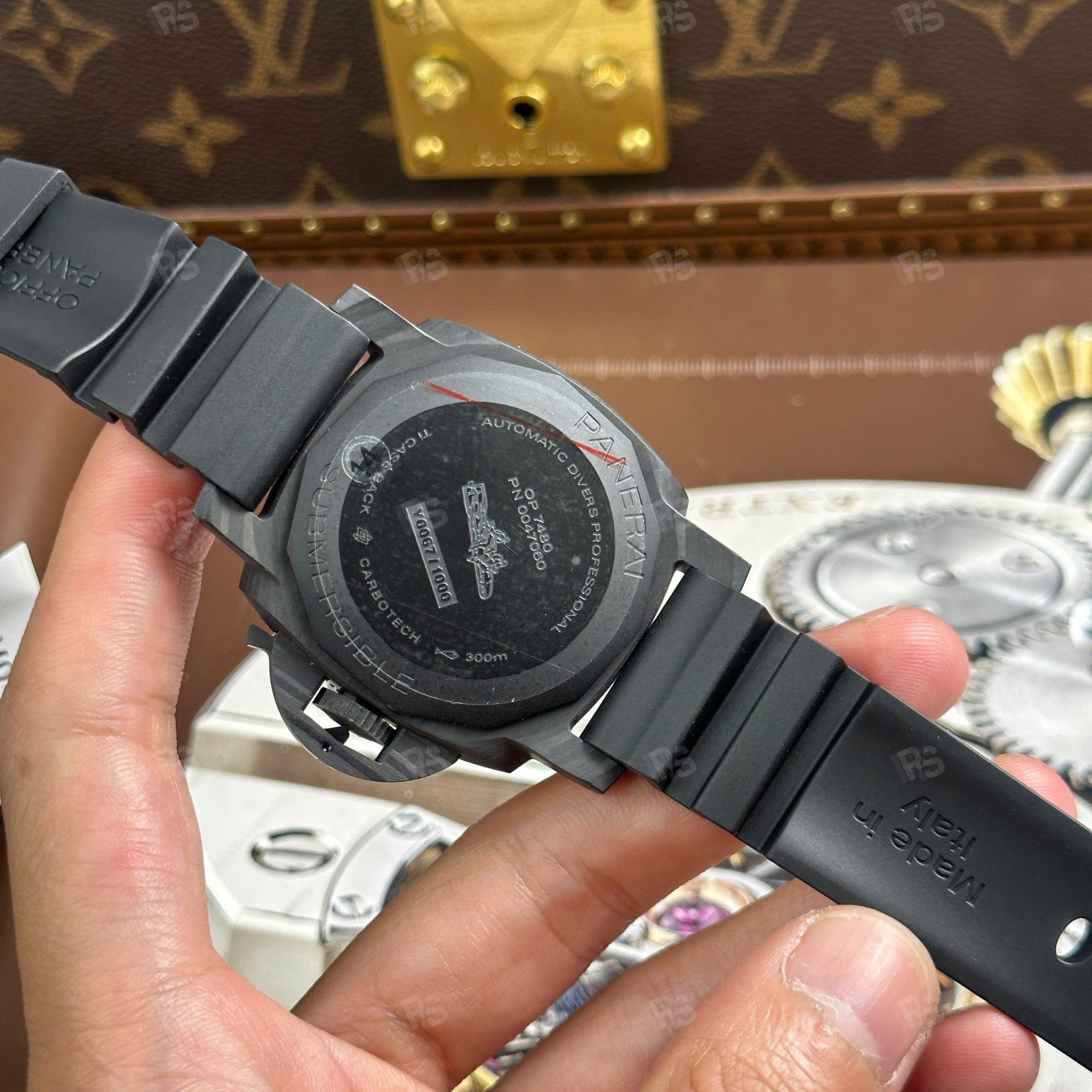 Panerai Submersible PAM02231 Carbotech Siyah Kadran VS Factory 42mm-Super Clone-etasaat-eta-panerai-saat-radikalsaat (3)