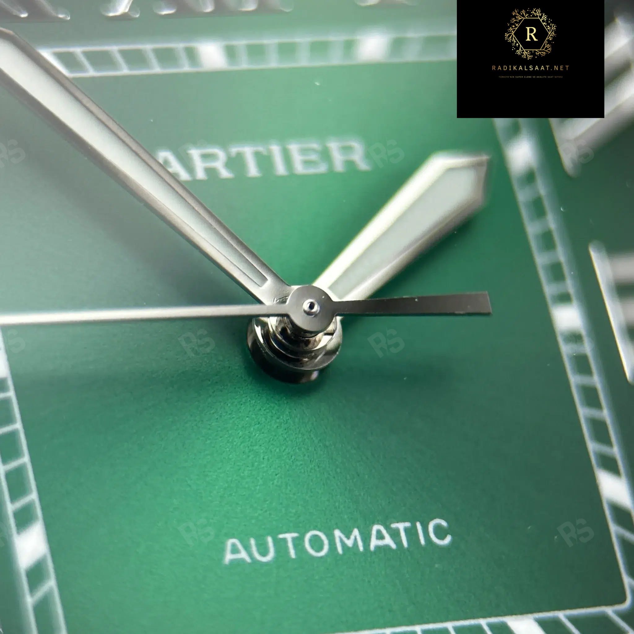 Cartier Santos de Cartier – Çelik Kasa Yeşil Kadran – BVF Factory Super Clone (1847 MC 11) (1)