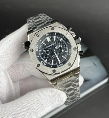 Audemars Piguet Royal Oak Offshore Diver, siyah kadranlı, çelik kasalı ve bilezikli, otomatik kronograf mekanizmalı, sportif replika dalış saati