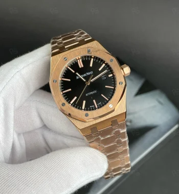 Audemars Piguet Royal Oak 41mm, siyah kadranlı, rose gold otomatik saat, entegre bilezikli lüks erkek kol saati