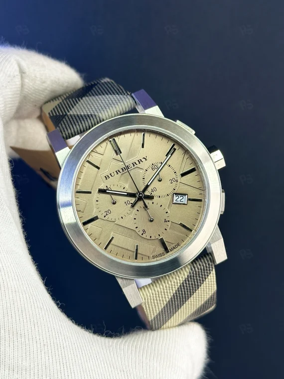 Burberry 9358 Erkek Saat – Ekose Kordonlu Quartz Kol Saati