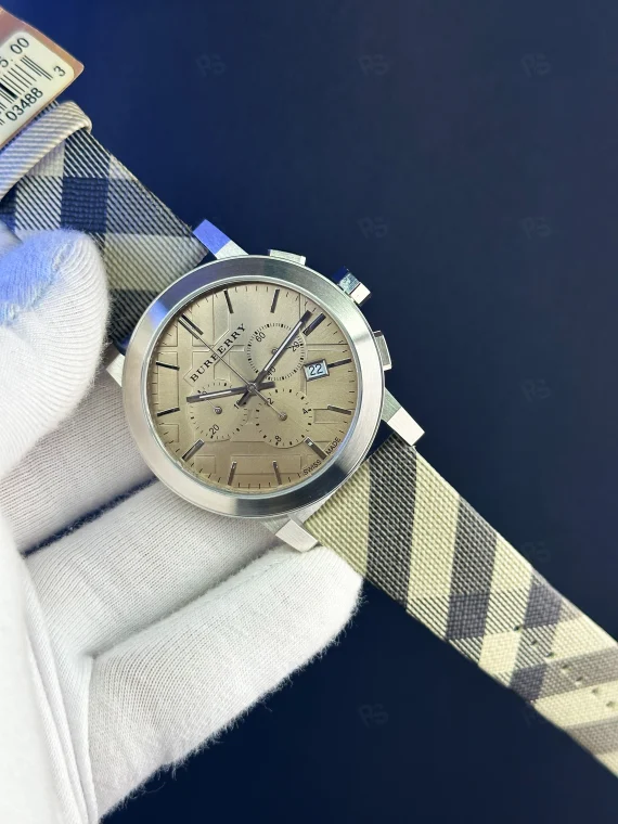 Burberry 9358 Erkek Saat – Ekose Kordonlu Quartz Kol Saati