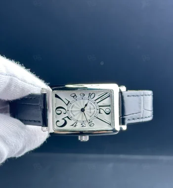 Franck Muller Long Island tarzı kadın saat, dikdörtgen gümüş kasa ve siyah deri kayışlı pilli model