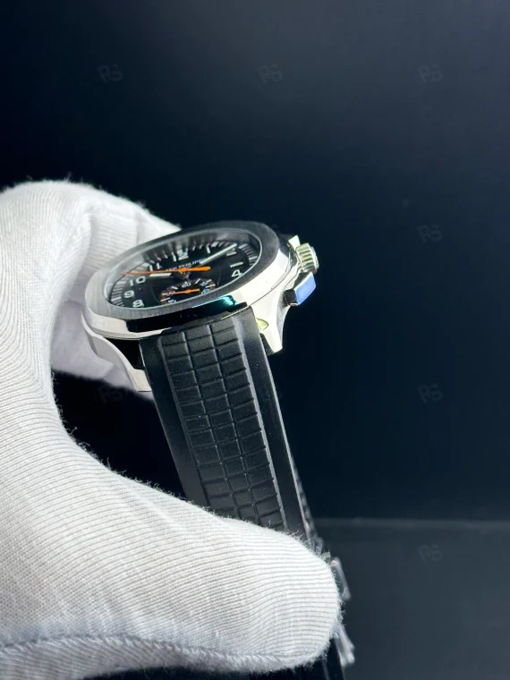 Patek Philippe Aquanaut 5968A-001 tarzı otomatik chronograph saat, siyah kadranlı ve kauçuk kayışlı erkek model