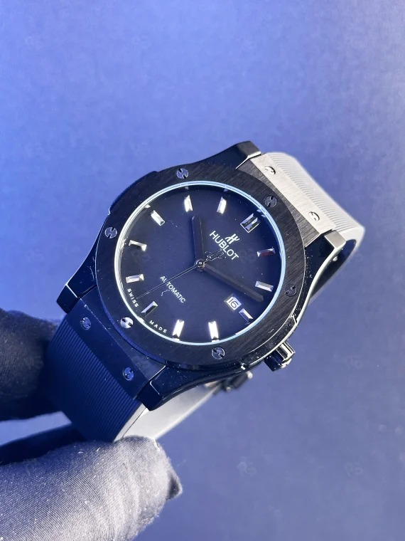 Hublot Classic Fusion Erkek Saat – Siyah Kadran & Otomatik Mekanizma
