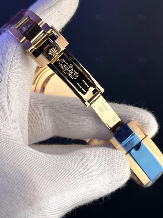 Rolex Daytona 116595RBOW Rose Gold & Rainbow Bezel