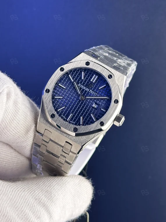 Audemars Piguet Royal Oak 33mm kadın replika saat – mavi guilloche kadran quartz