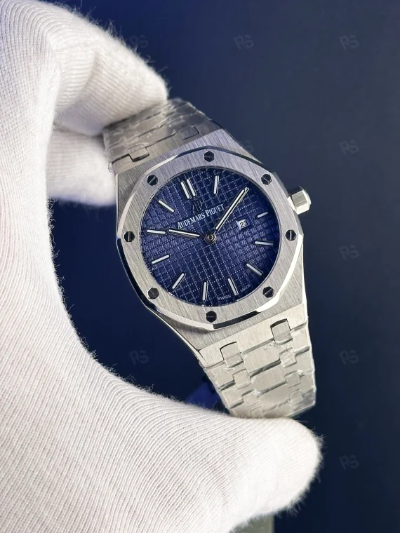 Audemars Piguet Royal Oak 33mm kadın replika saat – mavi guilloche kadran quartz