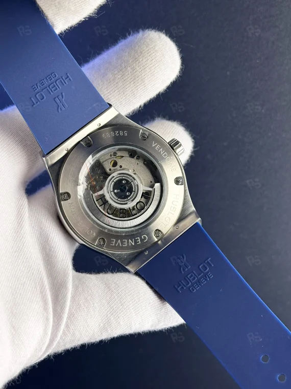 Hublot Classic Fusion Siyah Kadran Mavi Kayış Otomatik Saat – Safir Cam & Kapıda Ödeme