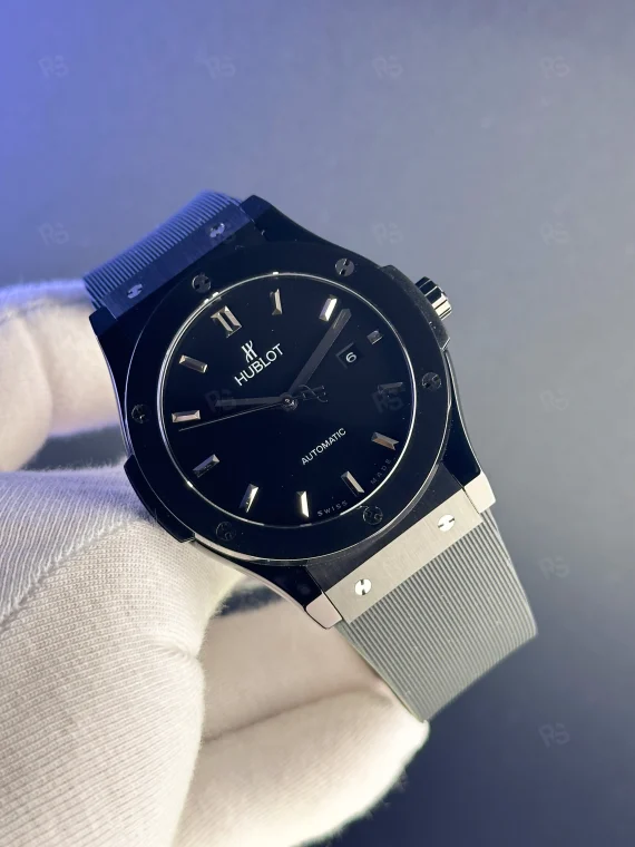 Hublot Classic Fusion Siyah Kadran Otomatik Saat