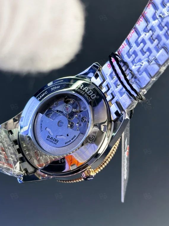 Rado Captain Cook Erkek Saati – Mavi Kadran & Seramik Bezel