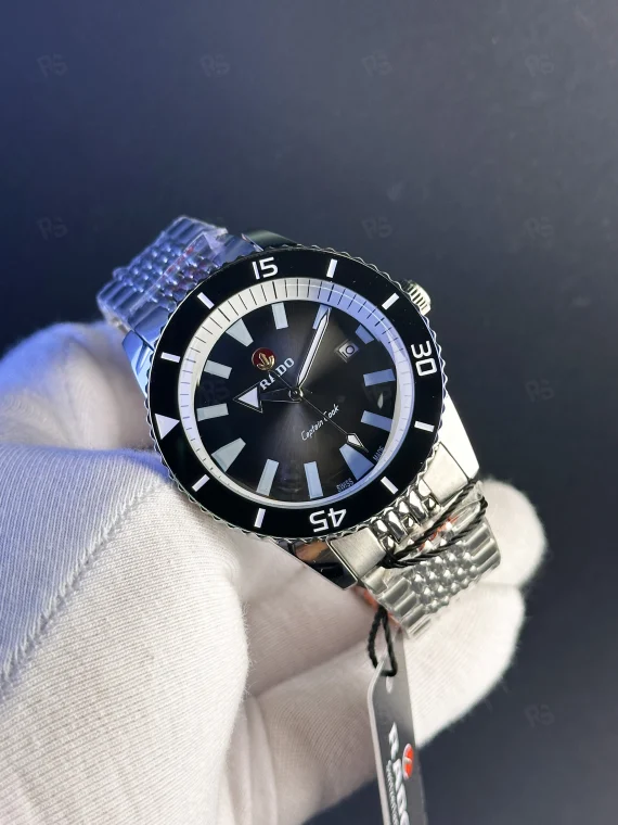 Rado Captain Cook Erkek Saati – Siyah Kadran & Çelik Bilezik