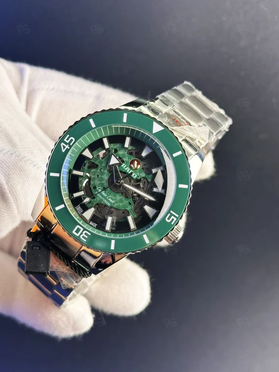 Captain Cook Skeleton - Rado