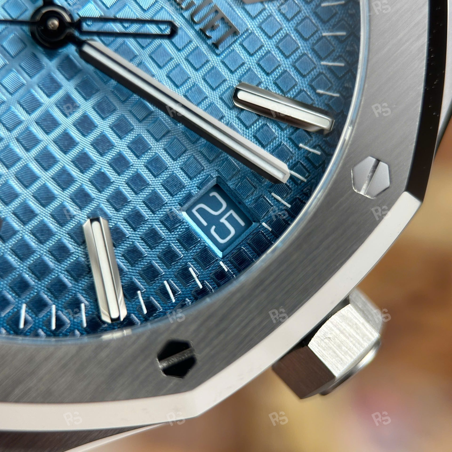 Audemars-Piguet-Royal-Oak 15510BC-Blue-Dial-ZF-Factory-41mm – Super Clone-Calibre 4302-Clone-radikalsaat (10)