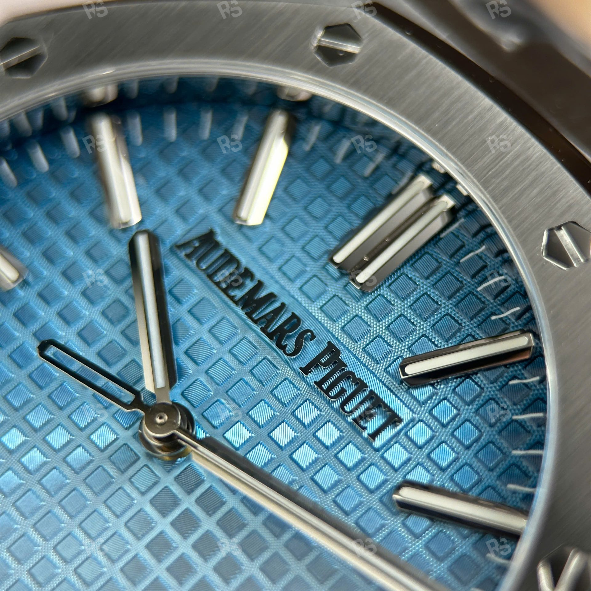 Audemars-Piguet-Royal-Oak 15510BC-Blue-Dial-ZF-Factory-41mm – Super Clone-Calibre 4302-Clone-radikalsaat (8)