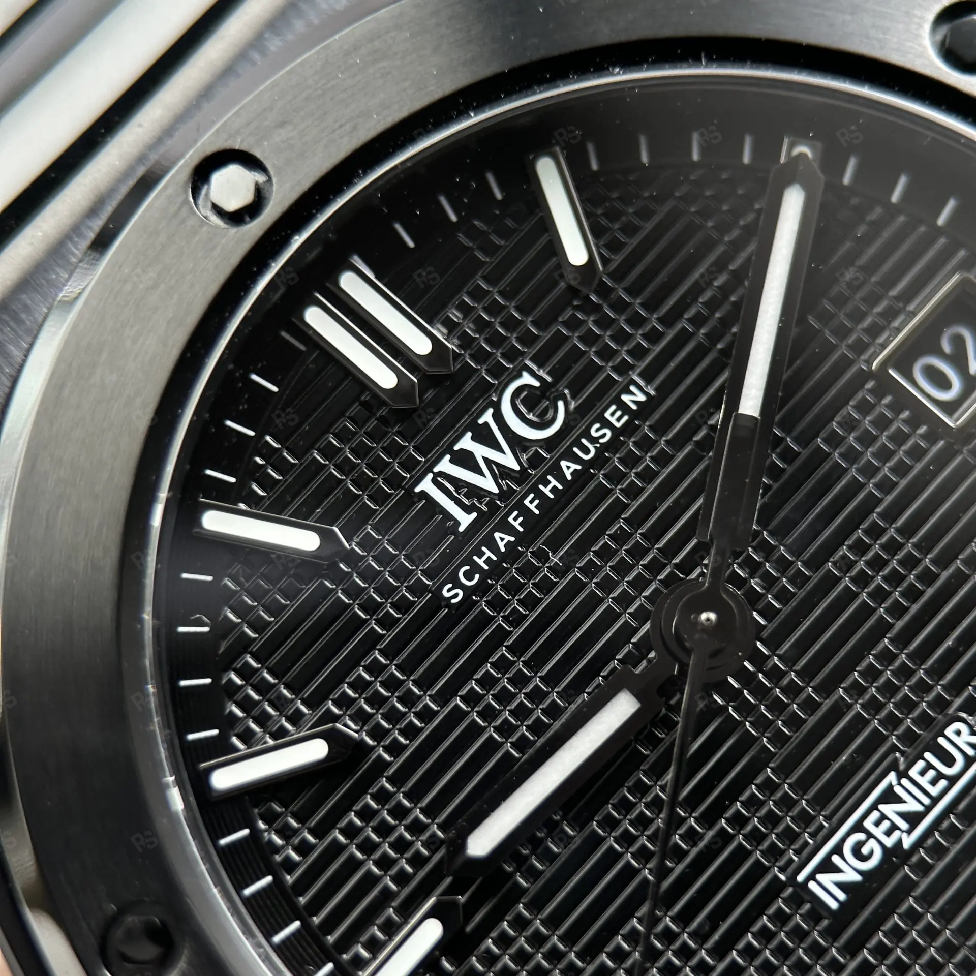IWC Ingenieur – Siyah Kadran Otomatik Mekanizma – V7 Factory Super Clone 40mm – Calibre 32111 (9)