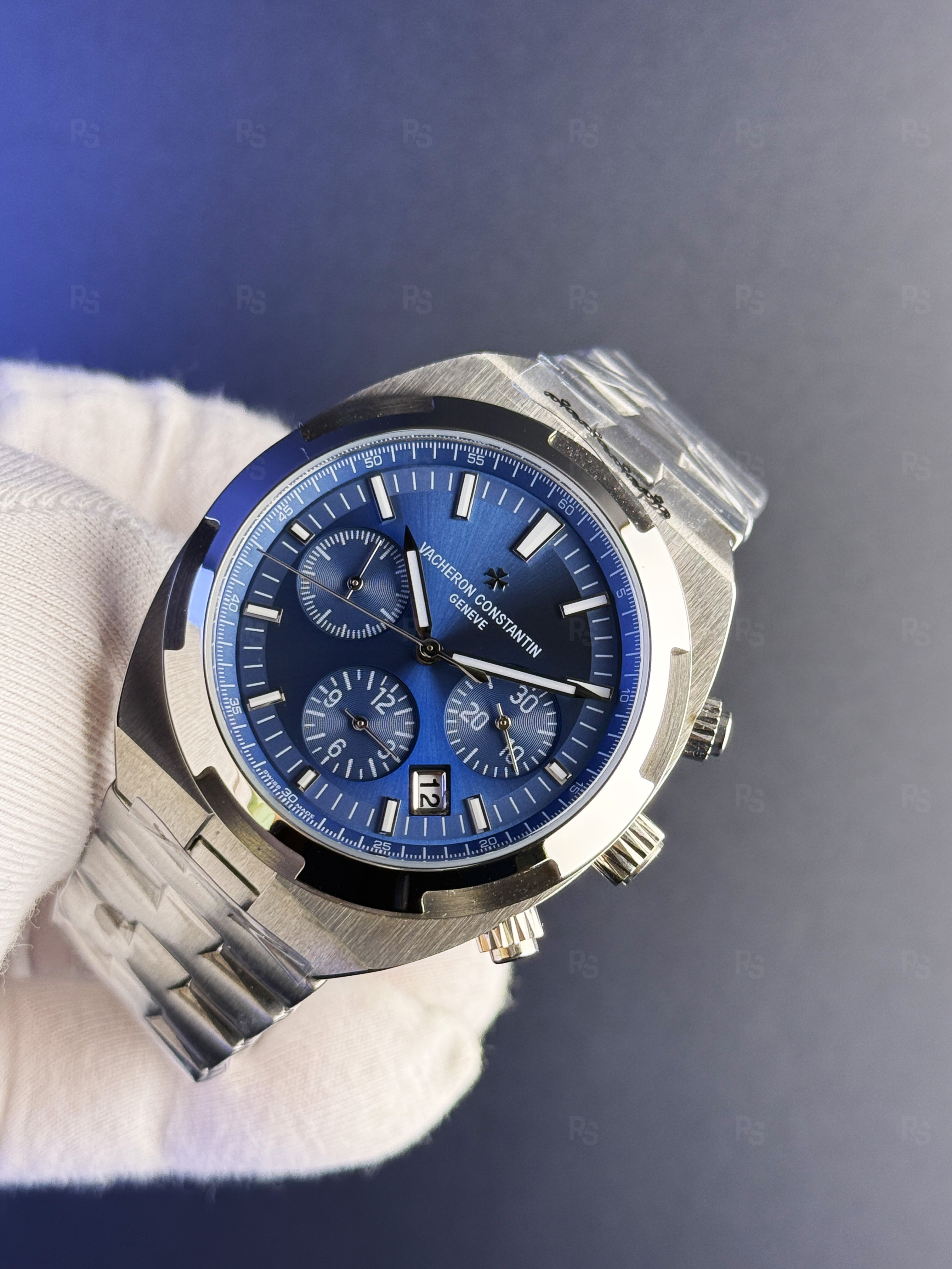 Vacheron-Constantin-Overseas-Chronograph-Erkek-Saati-42 (4)