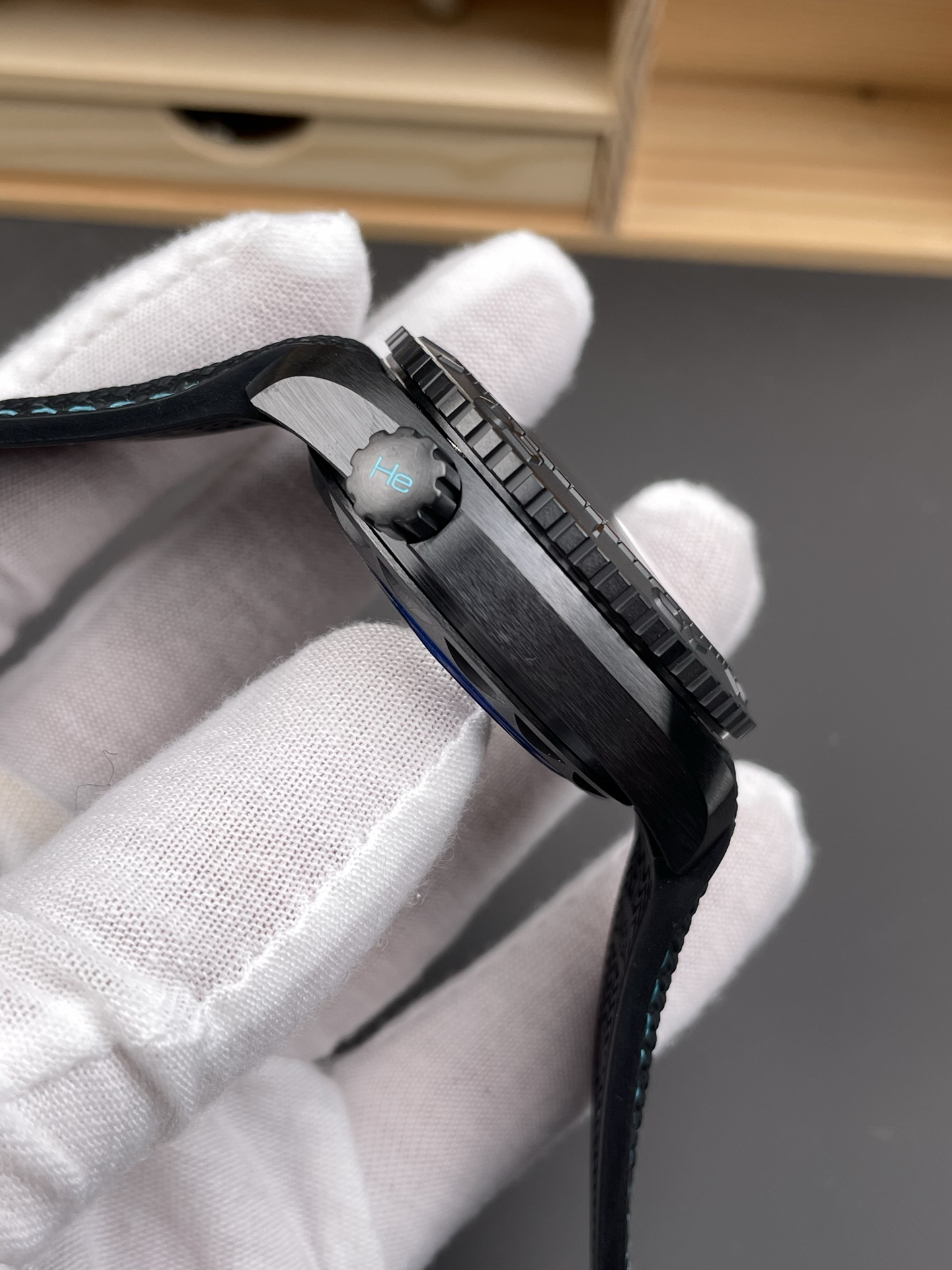 Omega-Seamaster-Planet-Ocean-600M-GMT-Worldtimer-Black-Blue-Dial-VS-Factory-Super-Clone-etasaat-eta-saat-radikalsaat (1)