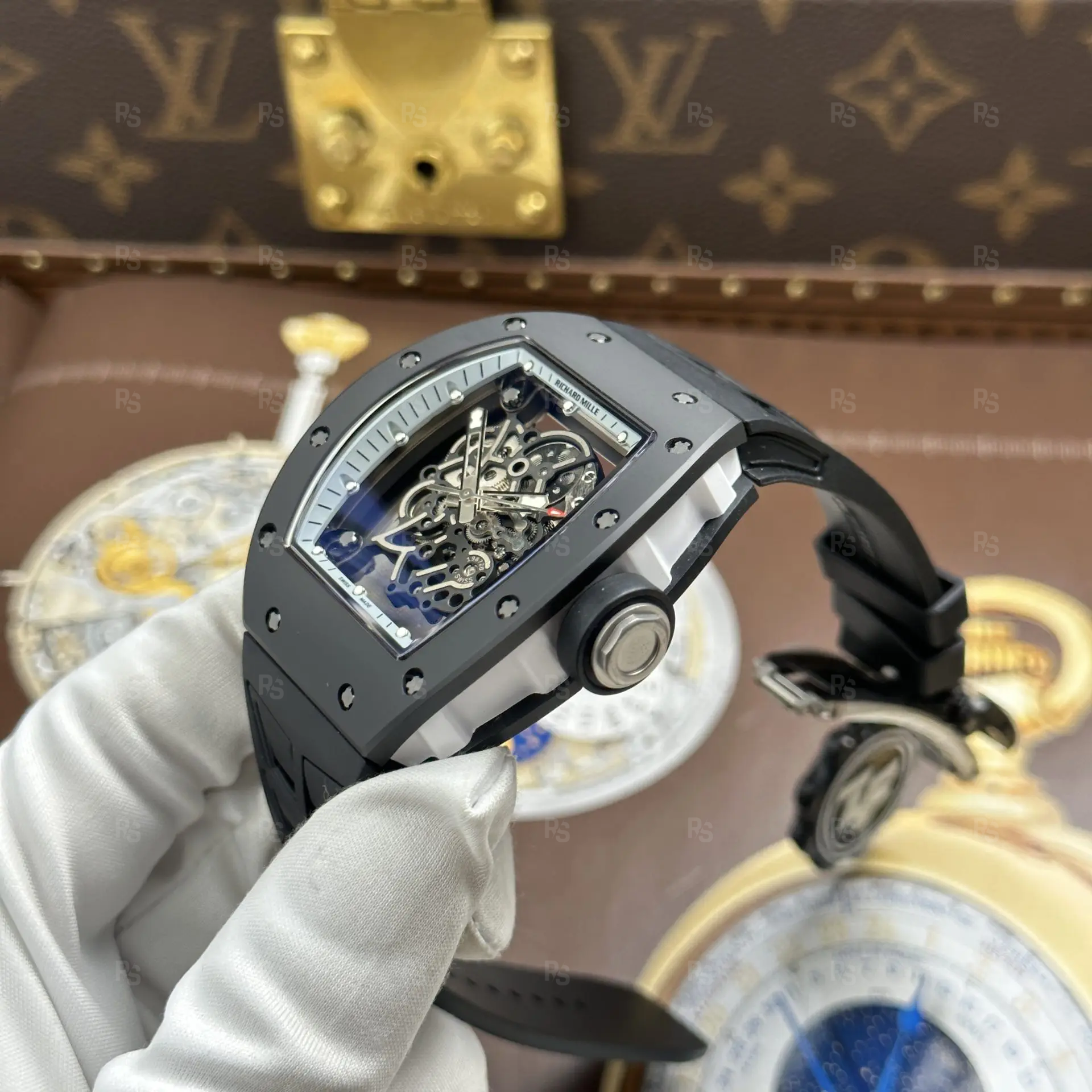 Richard-Mille-RM055-Siyah-Seramik-Kasa-Beyaz-Kadran-1 (10)