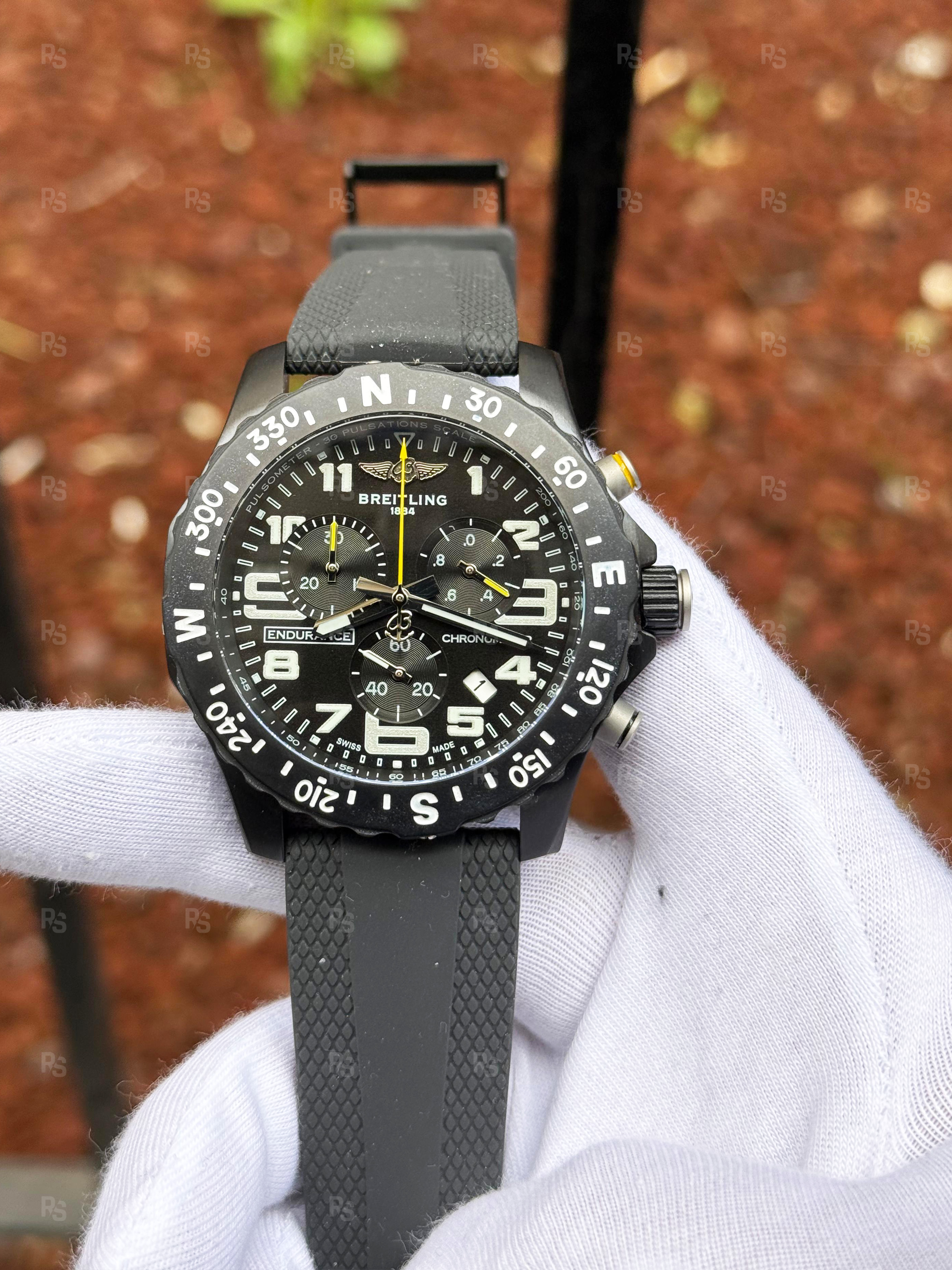Breitling-Endurance-Pro-Chronograph-44mm-Siyah-Kasa-Erkek-Saati-replikasaat-radikalsaat-replika-saat (1)