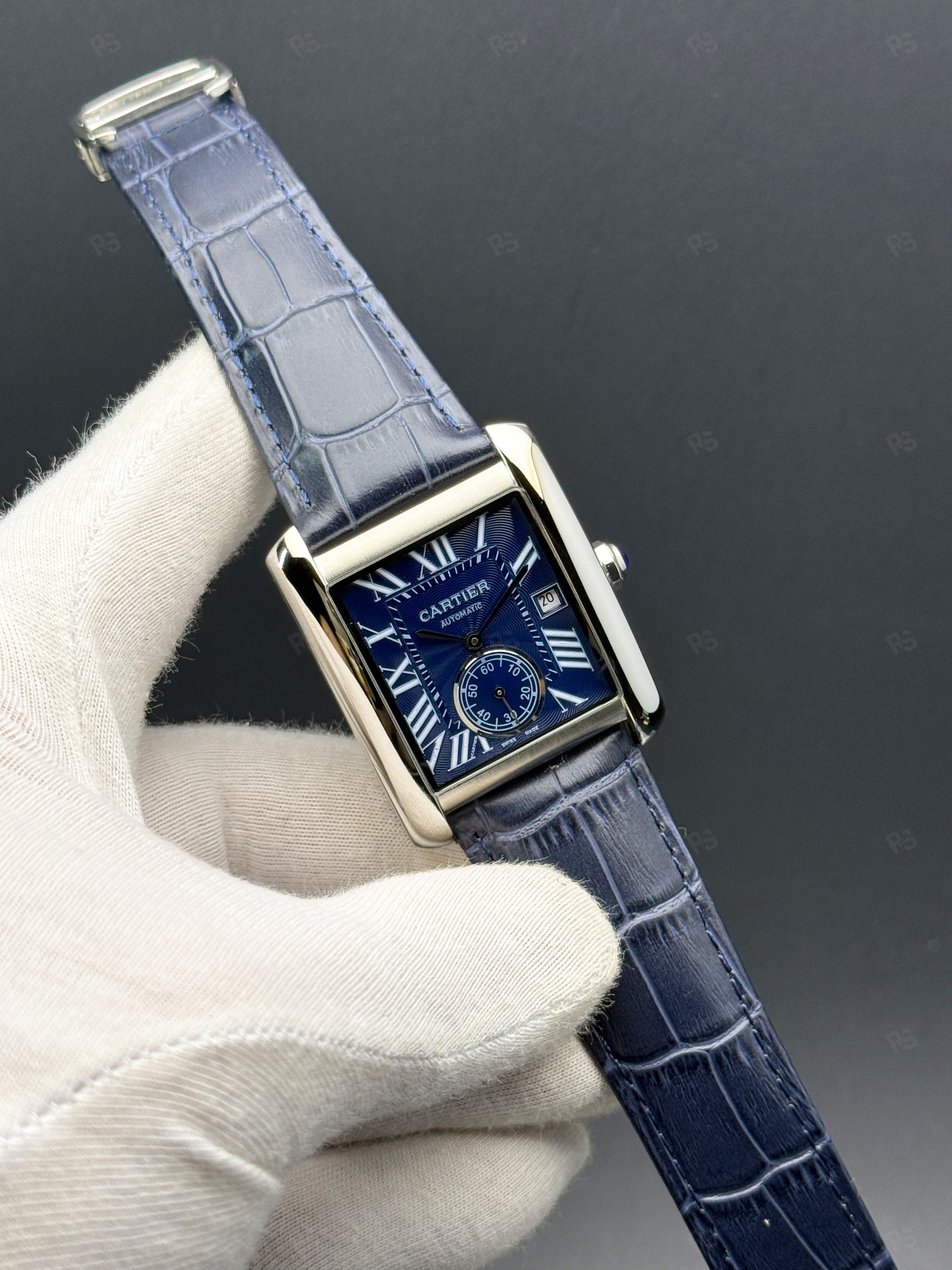 Cartier-Tank-MC-Gümüş-Kasa-Mavi-Kadran-Siyah-Deri-Kordon-Erkek-Saati-replikasaat-replika-saat (1)