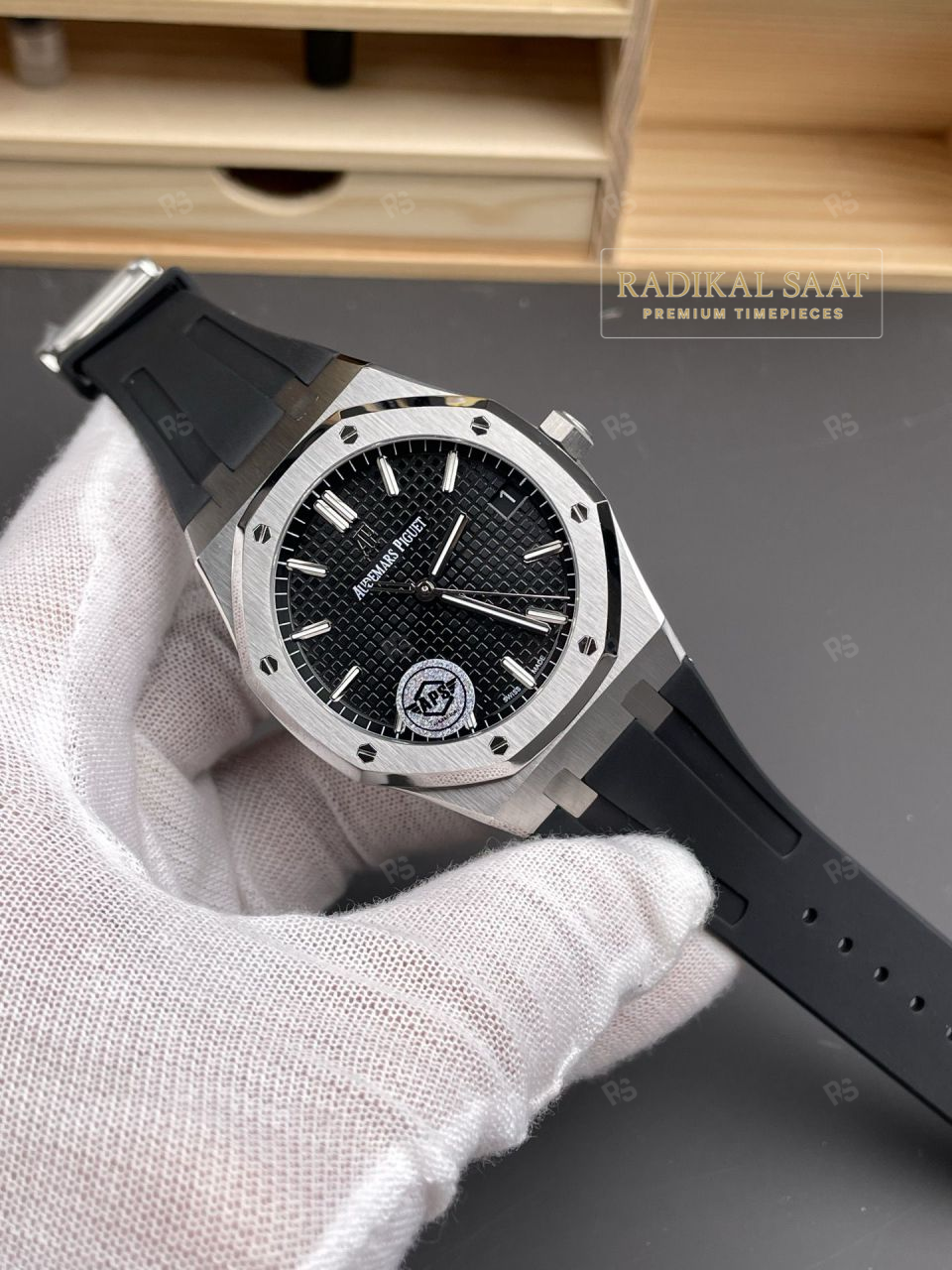 Audemars-Piguet-Roya- Oak-15500-Siyah-Kadran-Siyah-Kauçuk-Kayış-APS-Factory-1-1-Super-Clone-etasaat-eta-saat-radikalsaat (5)