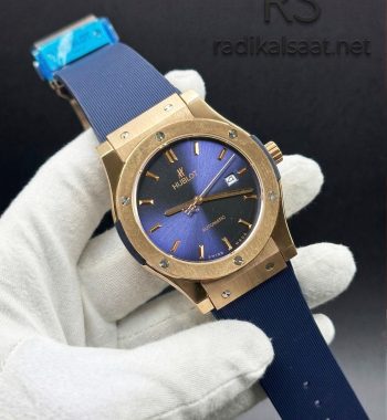 Hublot Classic Fusion Rose Gold Mavi Kadran Mavi Kauçuk Kordon Otomatik Erkek Saati