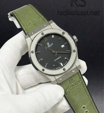 Hublot Classic Fusion Titanium Kasa Yeşil Deri Kordon Otomatik Erkek Saati