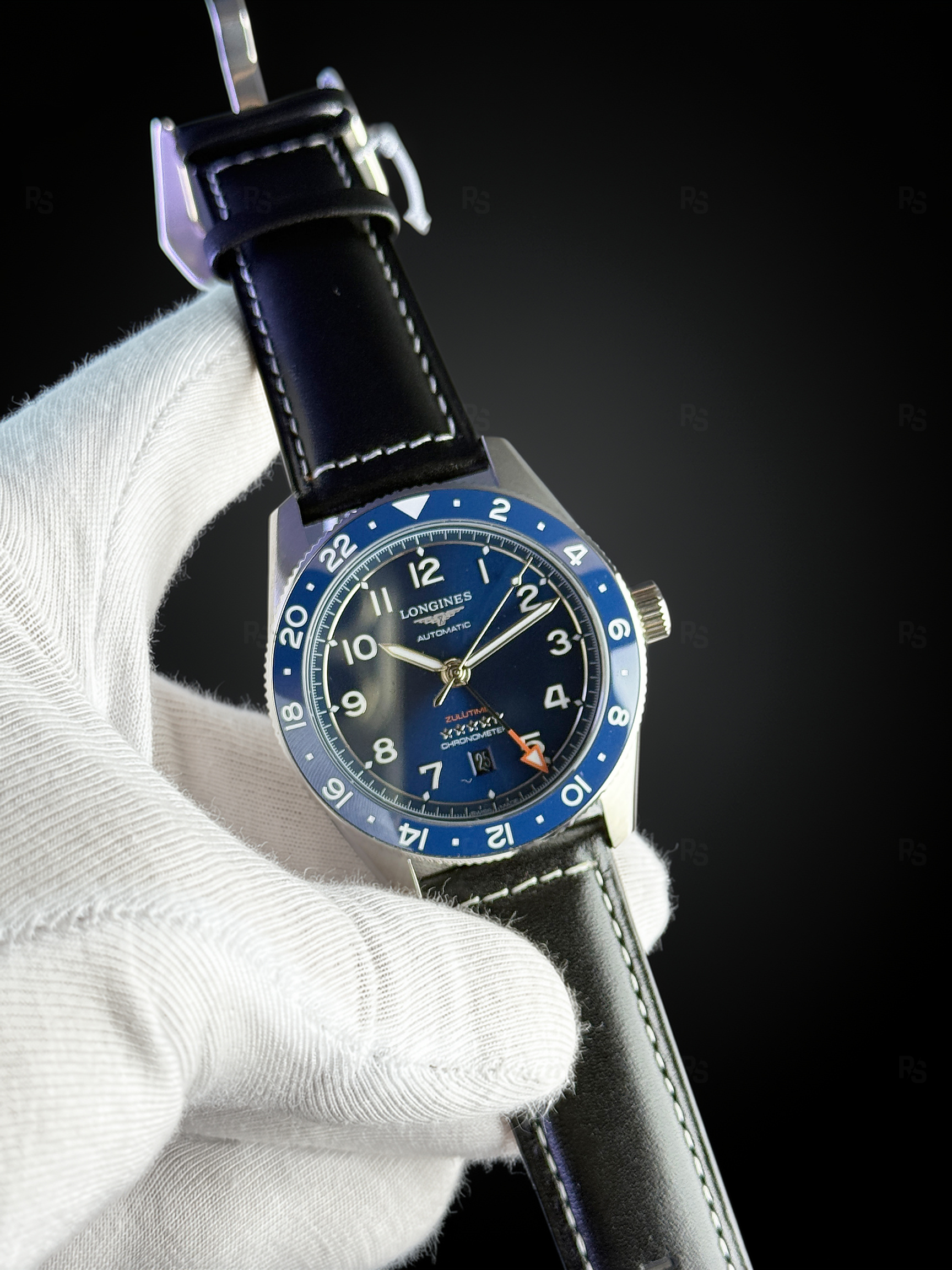 Longines-Zulu-Time-Mavi-Kadran-Mavi-Seramik-Bezel-Siyah-Deri-Kayış-Otomatik-Erkek-Saati-radikalsaat-replikasaat (1)