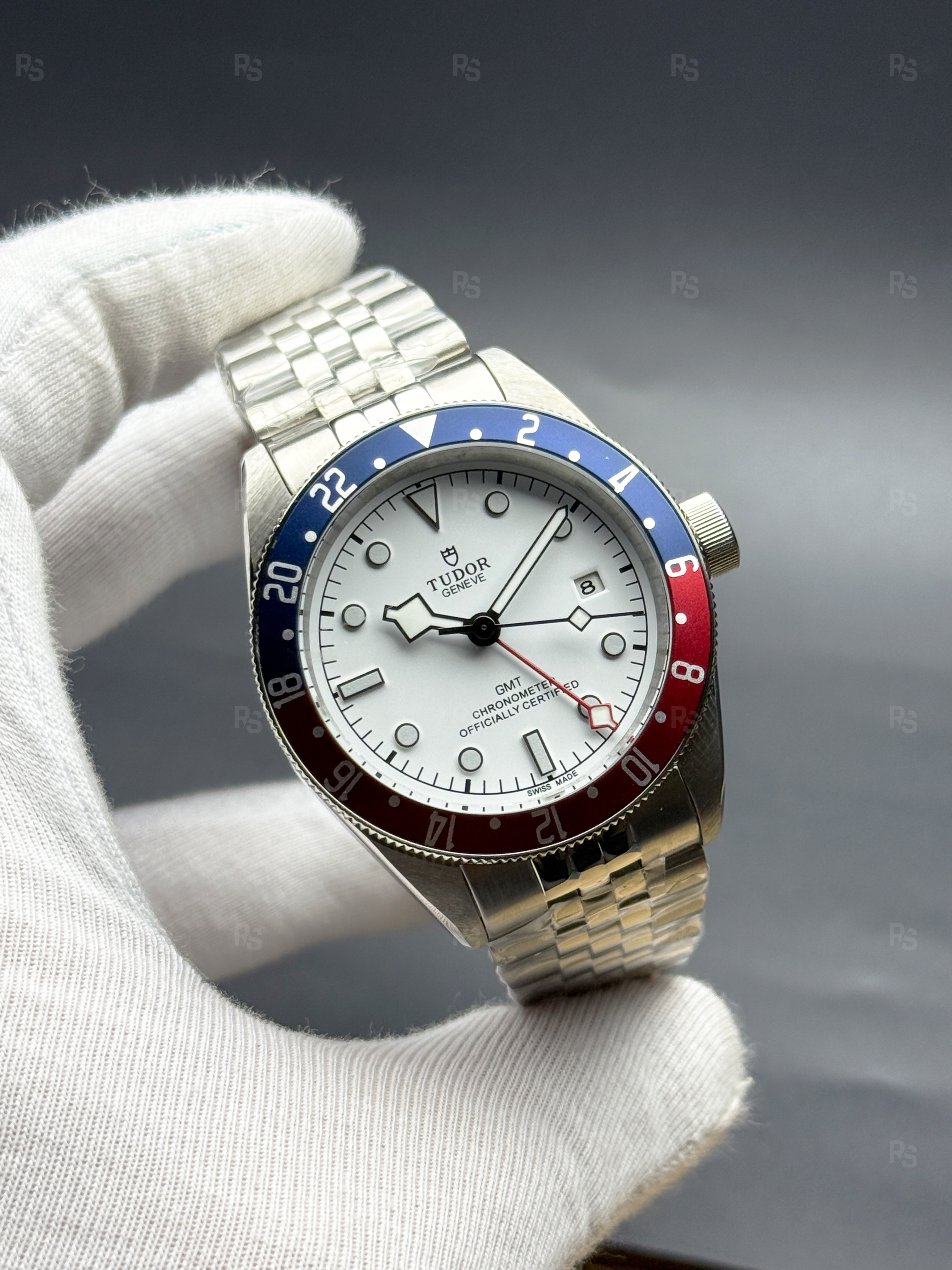 Tudor-Black-Bay-GMT-Pepsi-White-dial-Jubilee-kordon-Erkek-Kol-Saati-replika-saat-replikasaat-radikalsaat