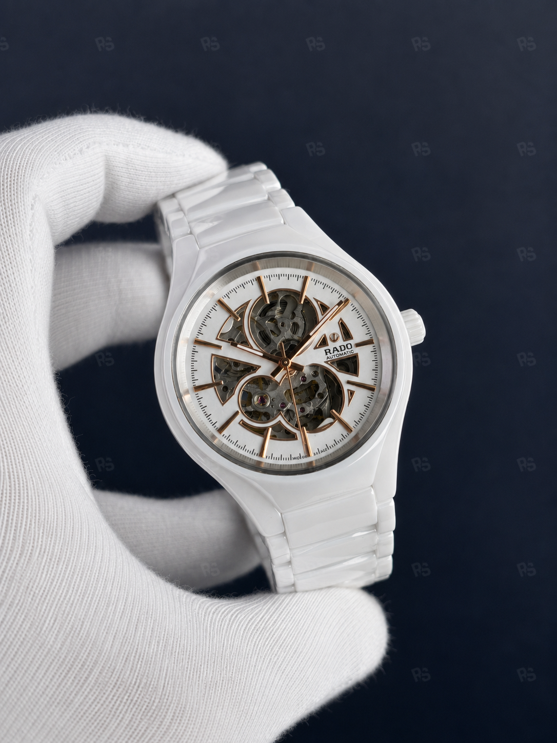 Rado-True-Round-Open-Heart-replikasaat-replika-saat-radikalsaat-rado-seramik-kasa-beyaz-seramik-kasa (1)