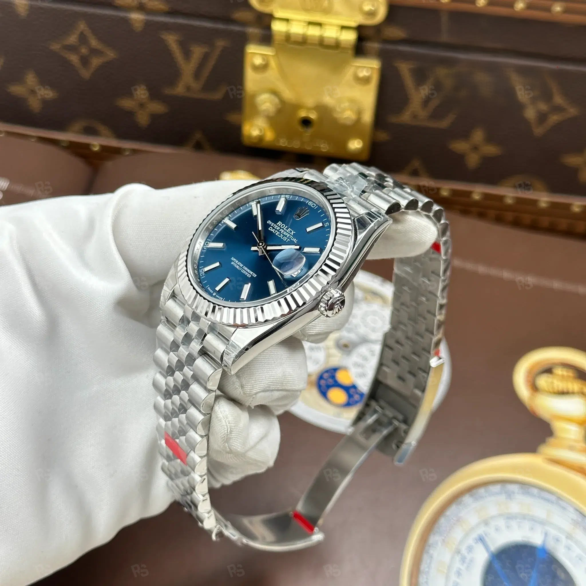 Rolex-Datejust-41-126334-Blue-Dial-Jubilee-Super-Clone-VS-Factory-etasaat-eta-saat-radikalsaat (3)