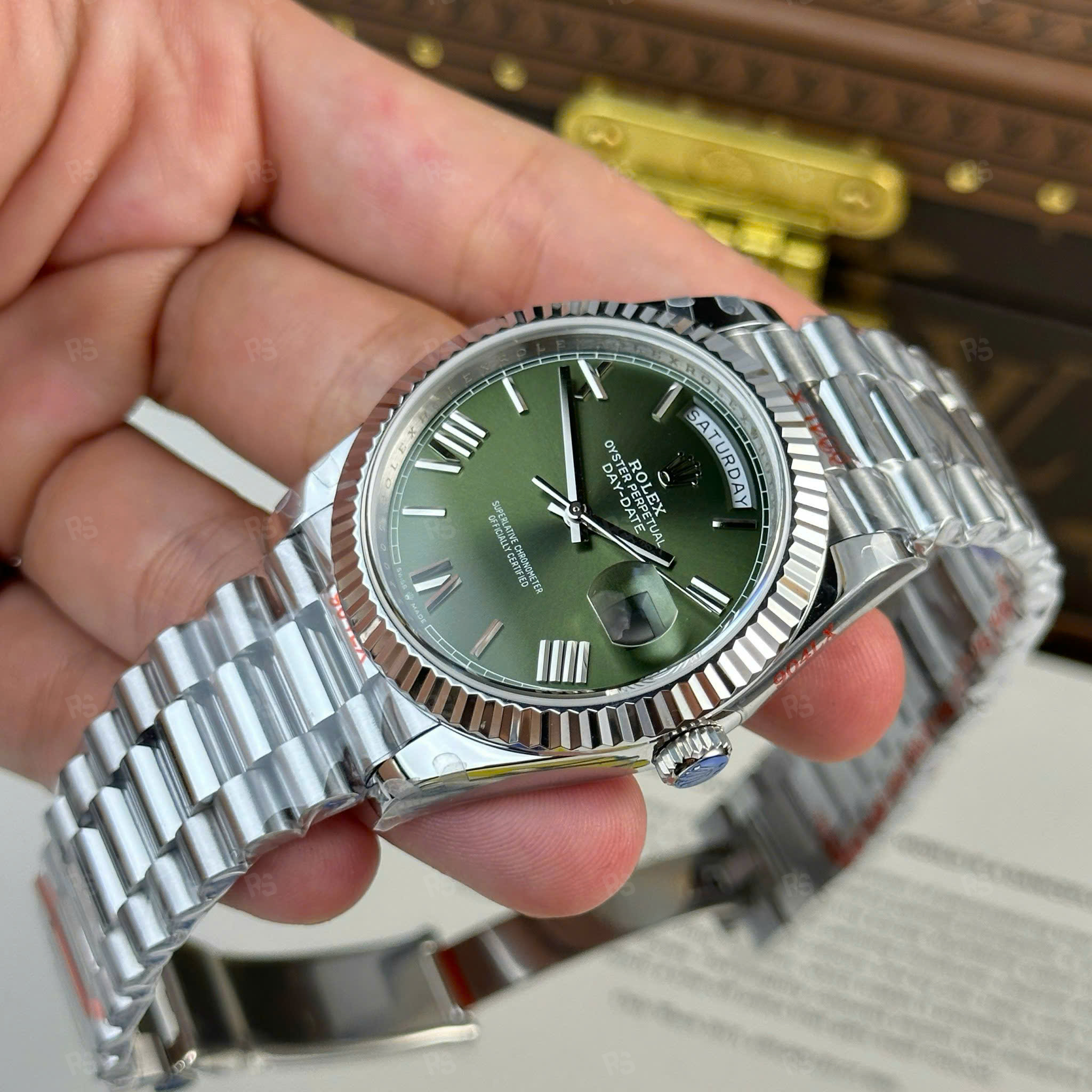 Rolex-Day-Date-228239-0033-Olive-Green-Dial-11-Super-Clone-148g-VS-Factory-etasaat-eta-saat-radikalsaat-rolex-super-clone (7)