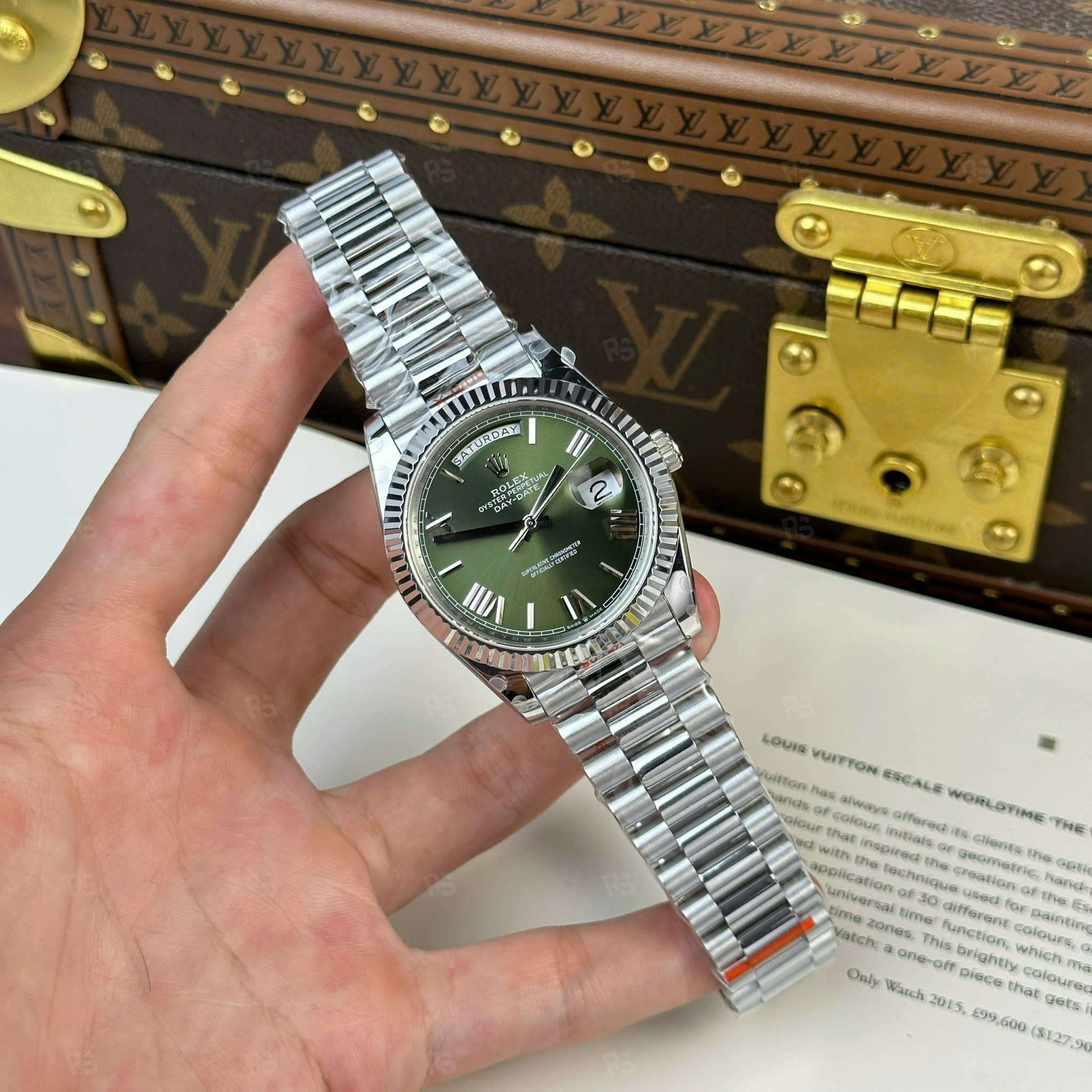Rolex-Day-Date-228239-0033-Olive-Green-Dial-11-Super-Clone-148g-VS-Factory-etasaat-eta-saat-radikalsaat-rolex-super-clone (8)