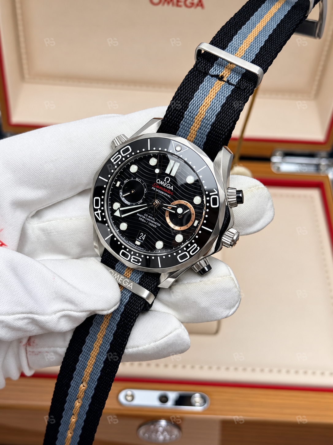 Omega-Seamaster-Diver-300M-Chronograph-007-First-Light-Calibre-9900-Süper-Klon-etasaat-eta-saat-radikalsaat (6)